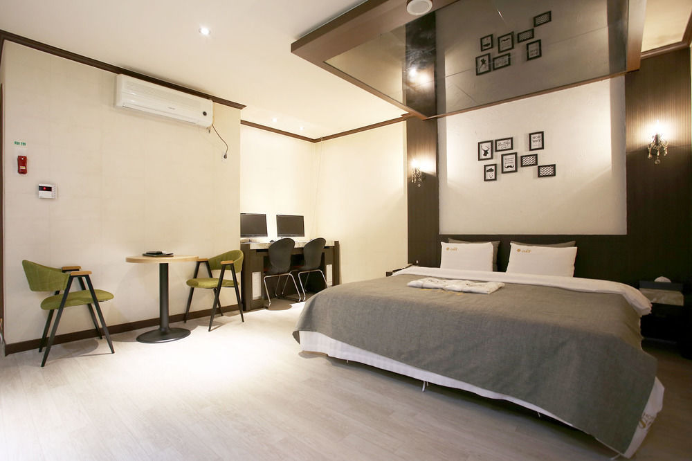 Ost Hotel Chuncheon Exterior foto