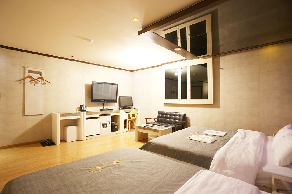 Ost Hotel Chuncheon Exterior foto